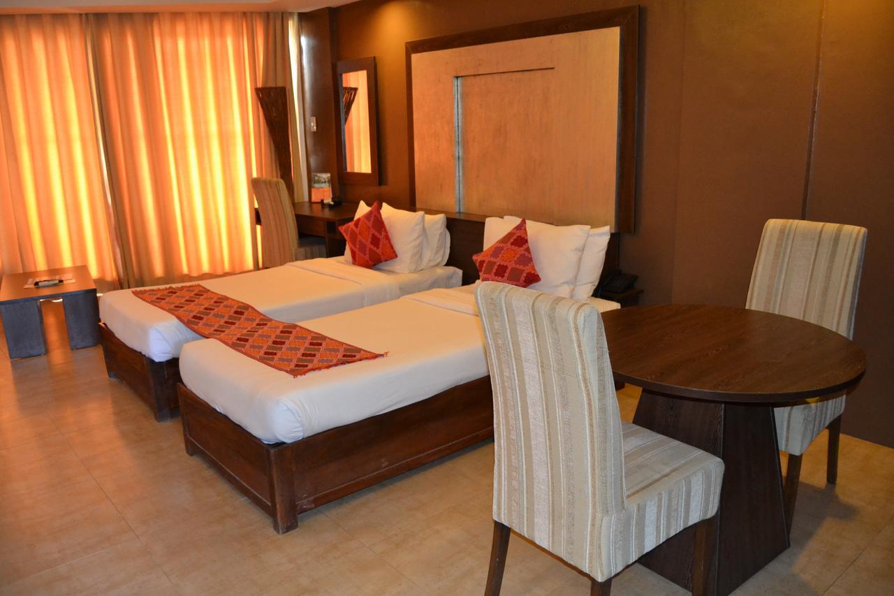 The Palms Of Boracay Hotel Balabag  Ngoại thất bức ảnh