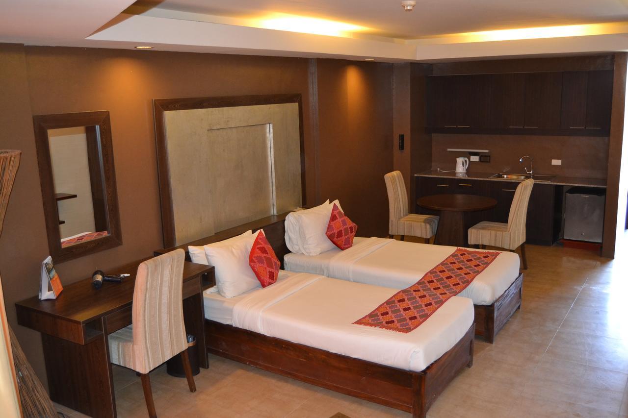 The Palms Of Boracay Hotel Balabag  Ngoại thất bức ảnh